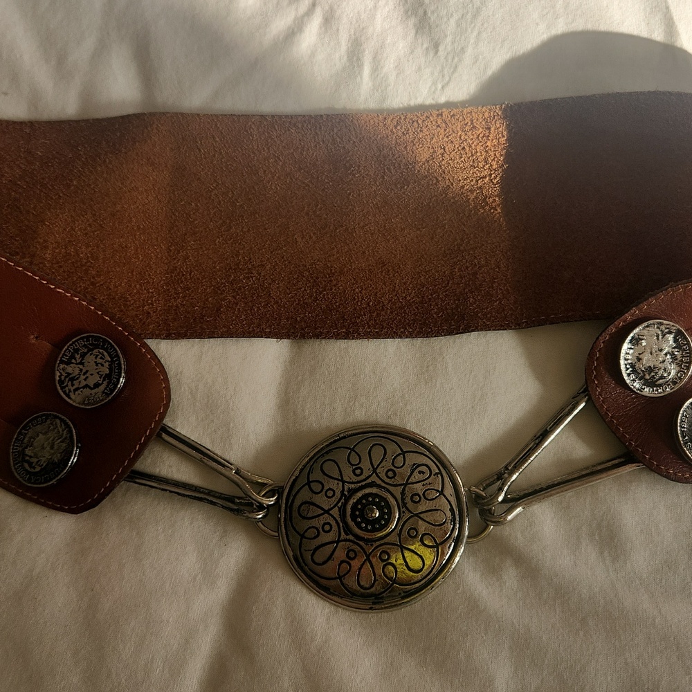 Leather Western Belt With Front Clasp